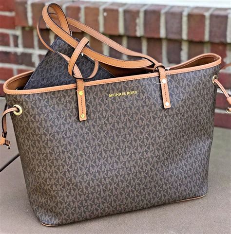 new michael kors purses 2018|most popular Michael Kors purse.